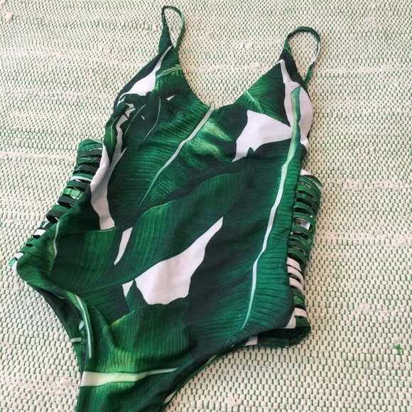 Palm Print One Piece - Picture 7 of 8